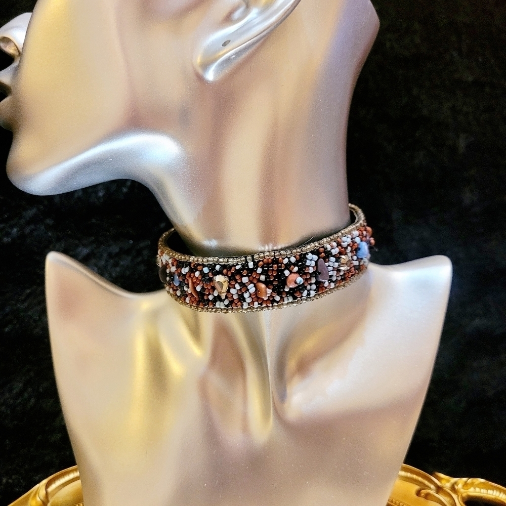 TURQUOISE & CORAL BEADED CHOKER NECKLACE - Picture 4 of 12